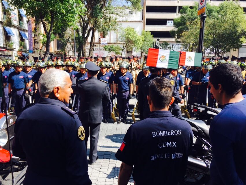 Concluye el Desfile Militar del 207 aniversario de la Independencia de México - dm10