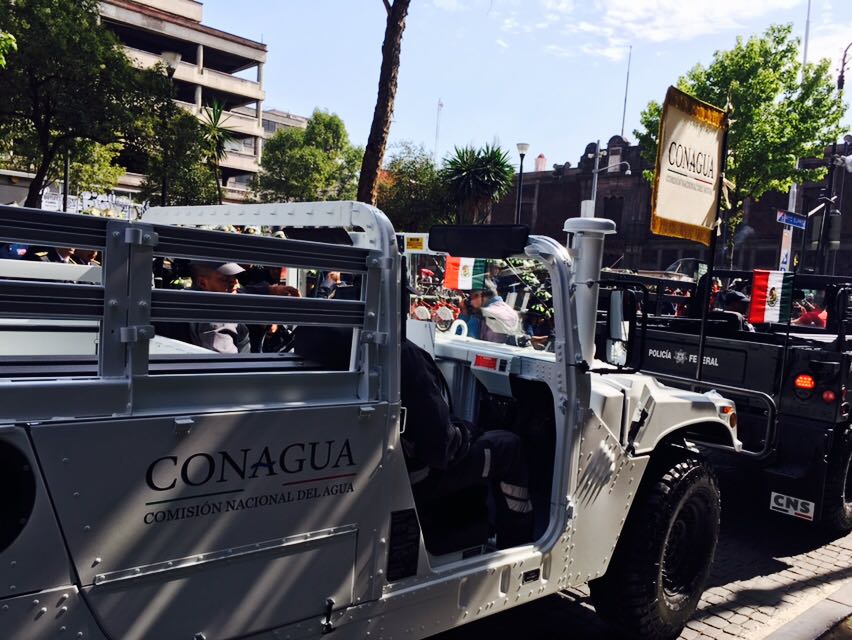 Concluye el Desfile Militar del 207 aniversario de la Independencia de México - dm11