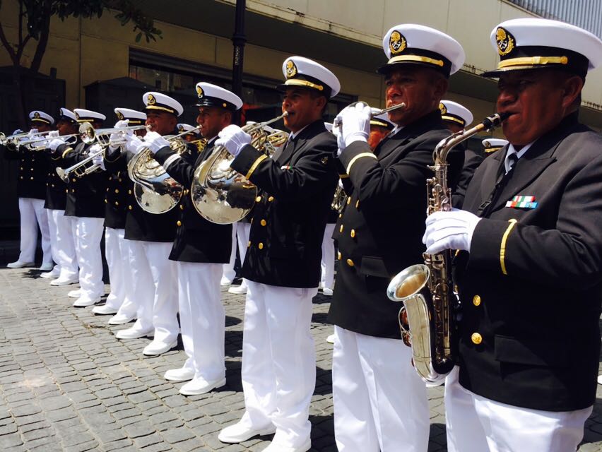 Concluye el Desfile Militar del 207 aniversario de la Independencia de México - dm4