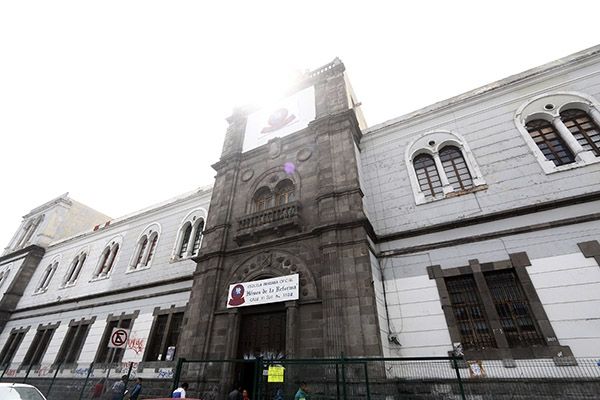 SEP de Puebla busca lugares seguros para reubicar escuelas tras sismo