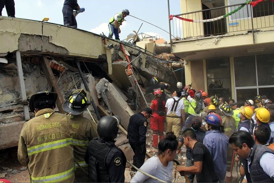 Colegio Enrique Rébsamen al momento del sismo Colegio Enrique Rébsamen al momento del sismo