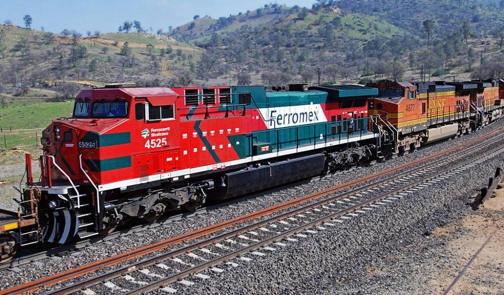 “Huachicoleros están robando ahora trenes”: Ferromex
