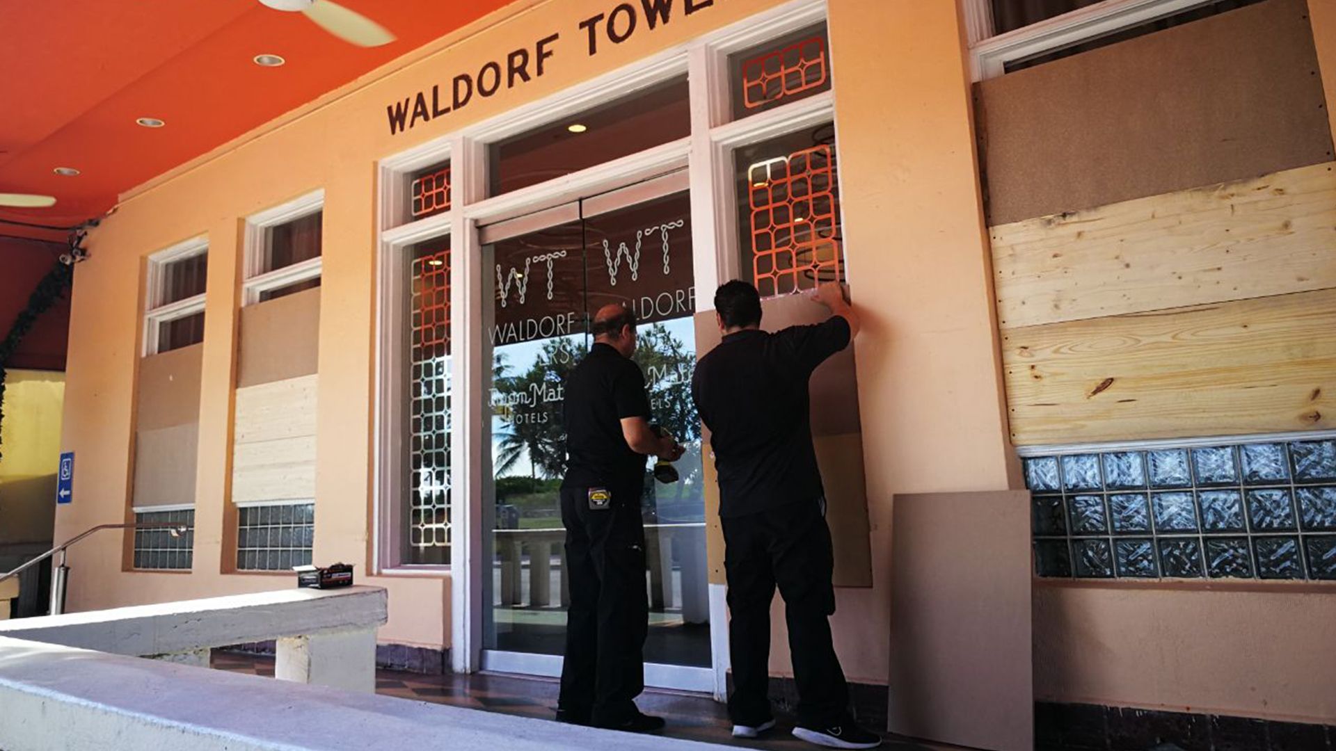 #Fotos Vacías las calles de Florida en espera del huracán Irma - florida-09-1