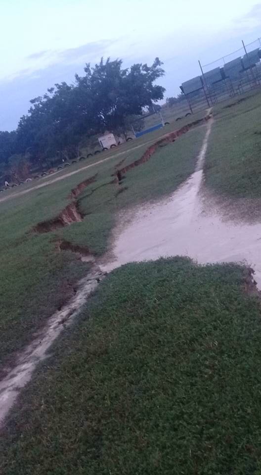 Temblor provoca grietas en Veracruz - grieta