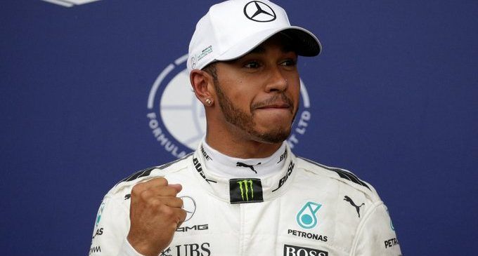 Lewis Hamilton clasifica primero en GP de Italia