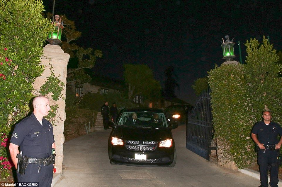 Hugh Hefner descansará junto a Marilyn Monroe - hugh-hefner-funeral