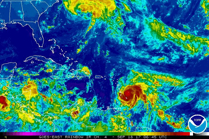 Firma Trump declaratoria de emergencia para Puerto Rico