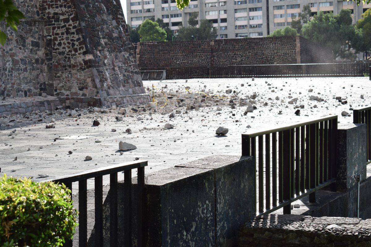 Se derrumba torre de iglesia en Tlaltelolco por sismo - iglesia-tlaltelolco