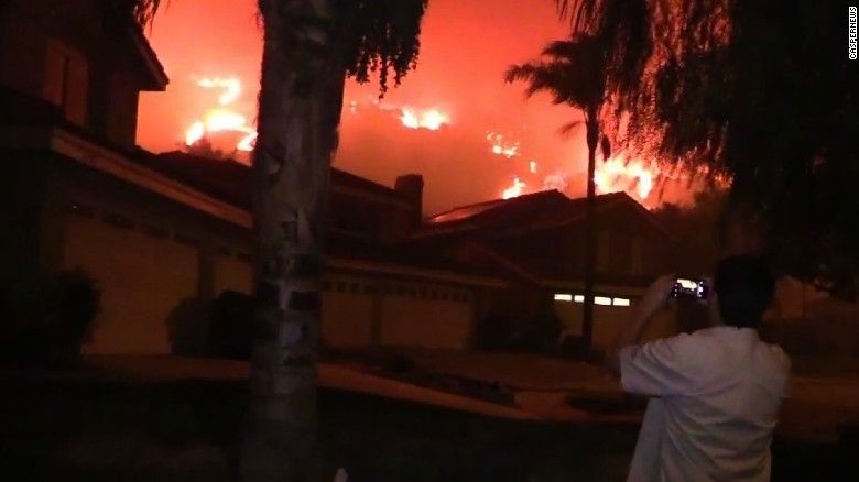 Evacuan a residentes en ciudades de California por incendio - incendio-california