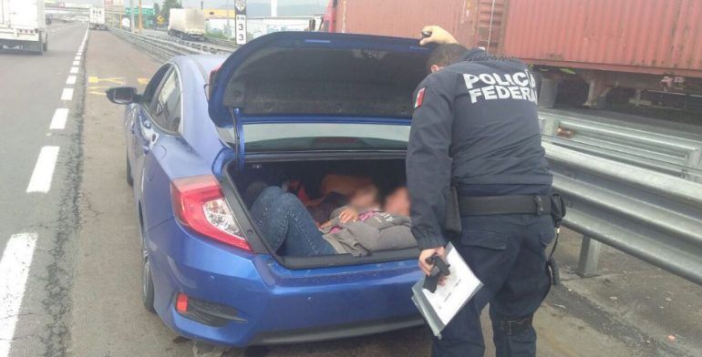 Rescatan a 27 indocumentados en el Estado de México - indocumentado