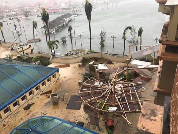 Irma deja al menos ocho muertos y varias islas devastadas a su paso por el Caribe - irma-antigua-y-barbuda