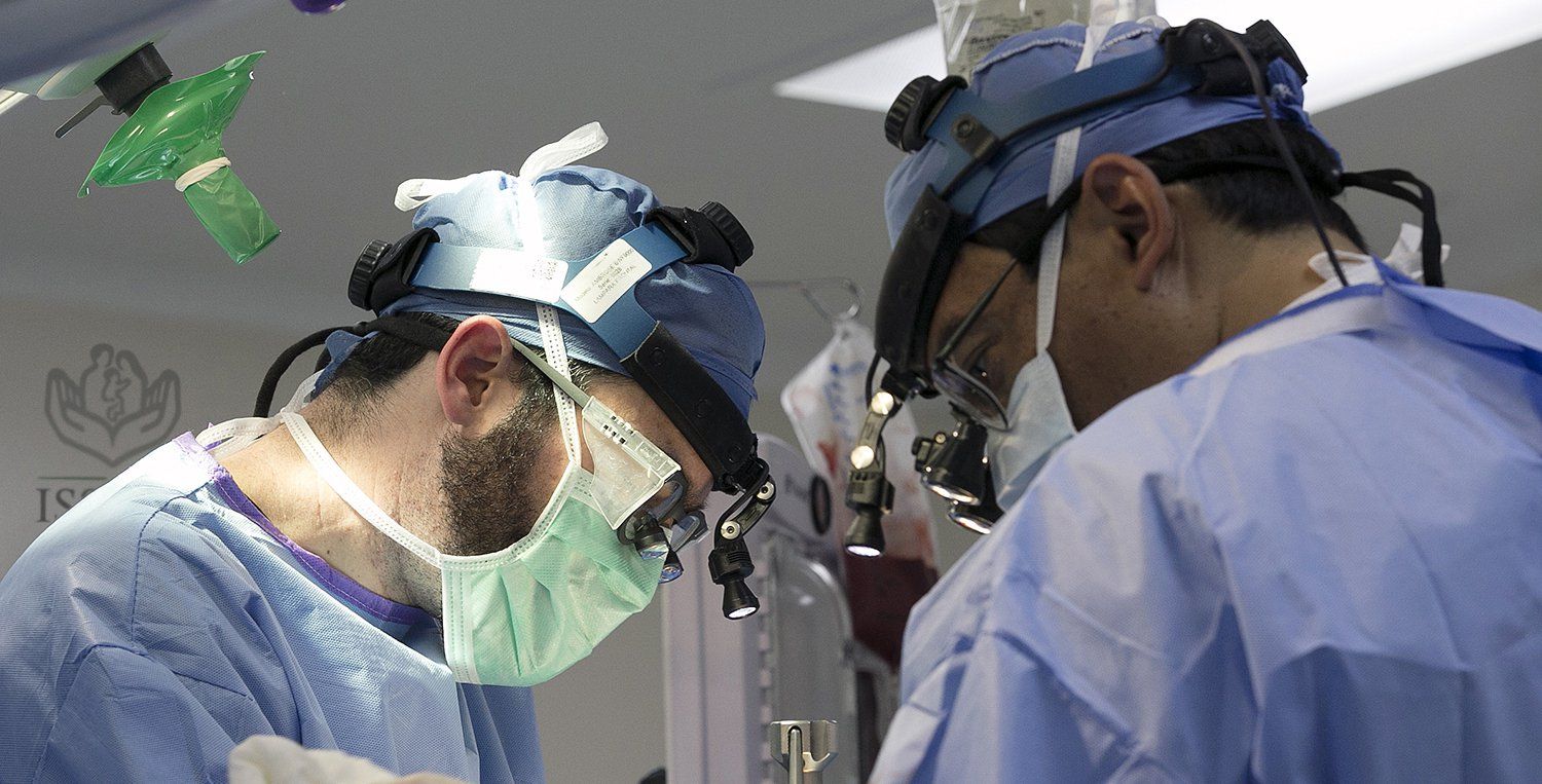 Cirujanos del ISSSTE realizaban transplante de riñón durante sismo - issste-sismo-2