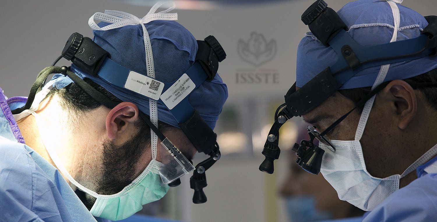 Cirujanos del ISSSTE realizaban transplante de riñón durante sismo