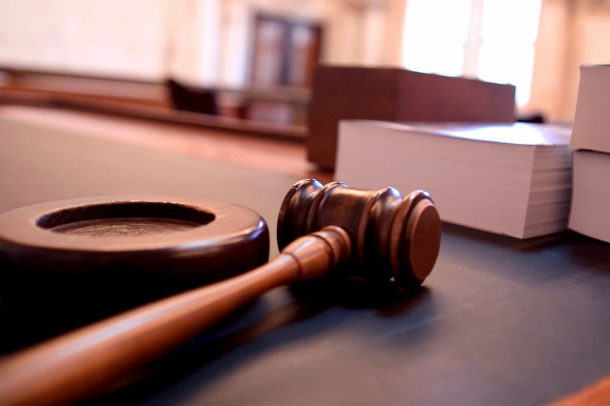 Juzgarán a médico por violación de 52 niños y 18 adultos - juicio