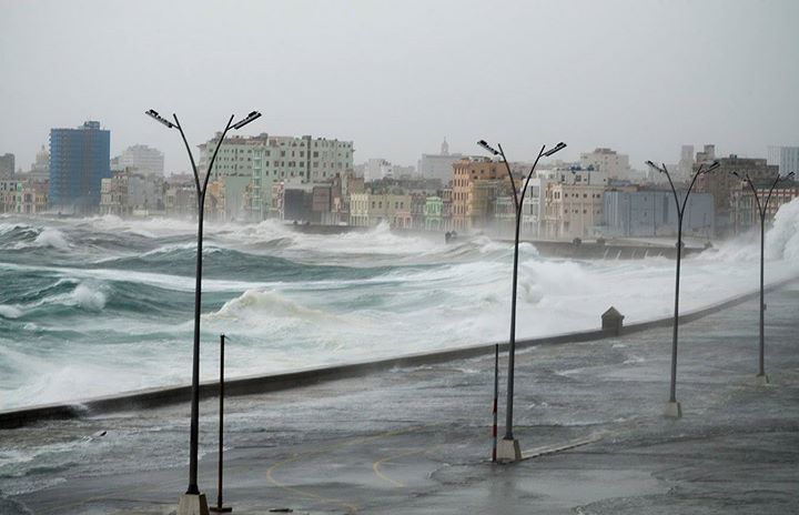 #Fotos Irma deja inundaciones en La Habana - la-ban-1