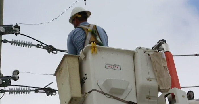 Se quedan sin luz más de cinco millones en Florida