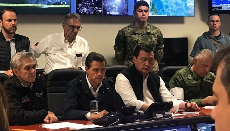 Búsqueda de sobrevivientes va a continuar: Osorio Chong Búsqueda de sobrevivientes va a continuar: Osorio Chong