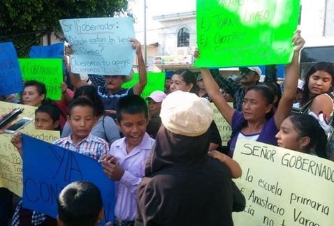 Habitantes de Tampico protestan por falta de luz desde hace tres años