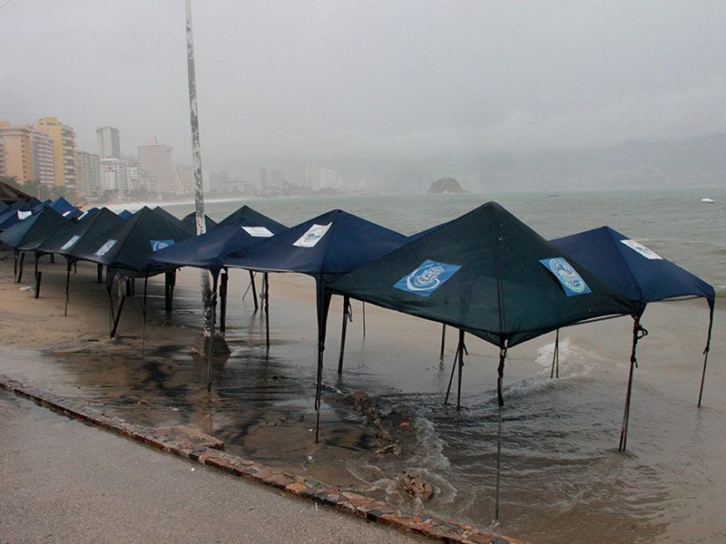 Ojo del huracán Max próximo a tocar tierra en Acapulco - max-4-1