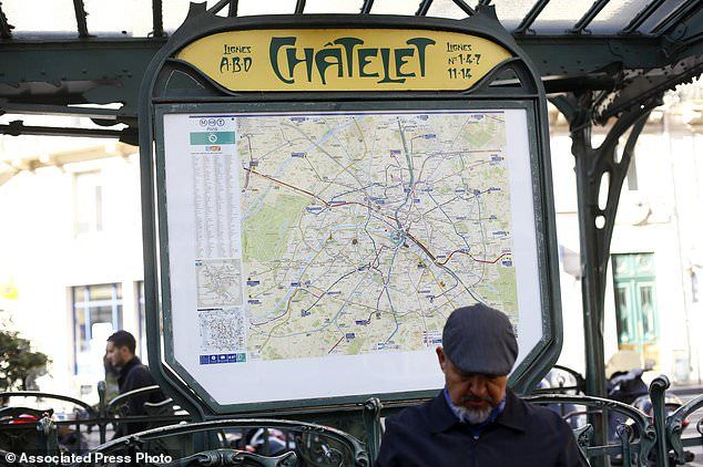 Atacan a soldado en Metro de París - metro-paris