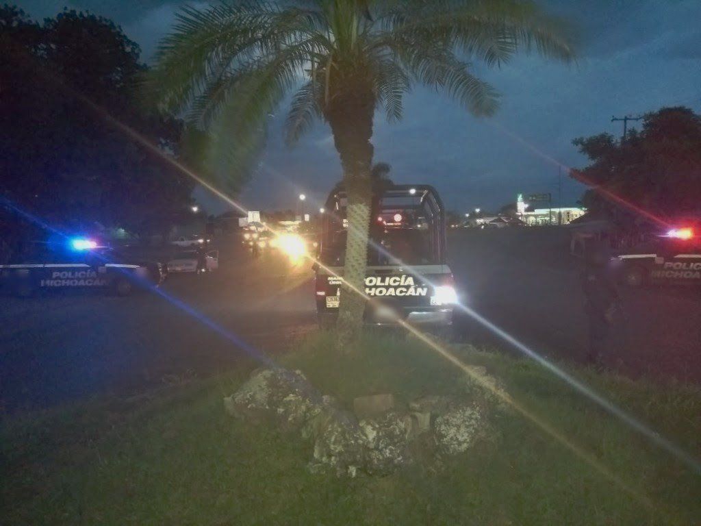 Abaten a cuatro civiles durante enfrentamiento en Michoacán