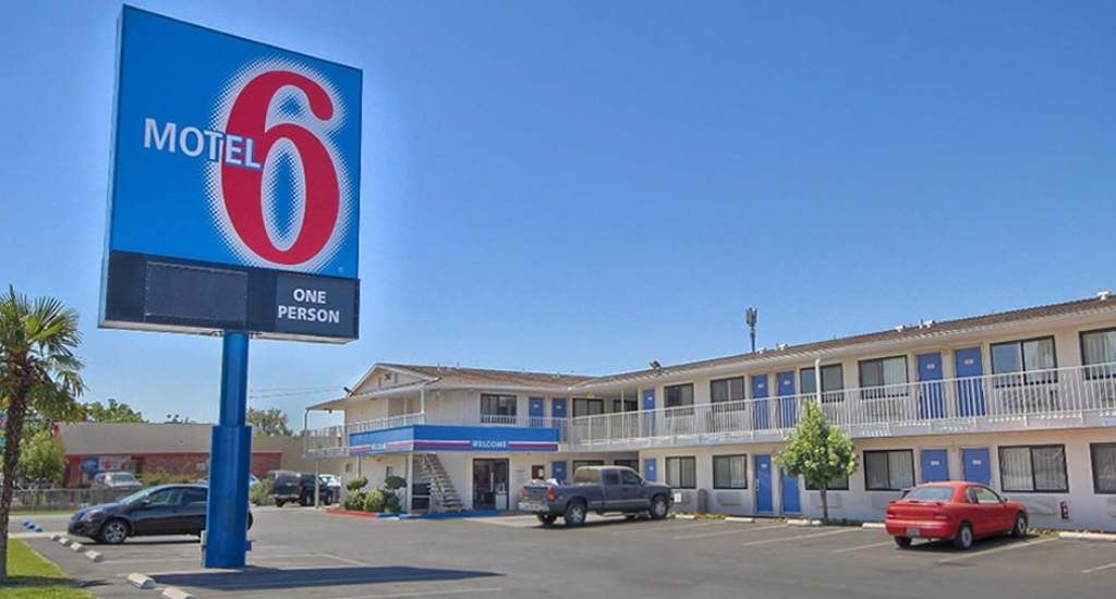 Hotel de Arizona denunciaba a clientes indocumentados a migración