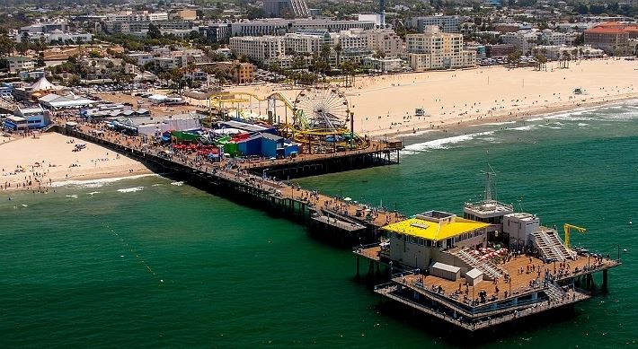 Cierran muelle de Santa Mónica por amenaza de bomba