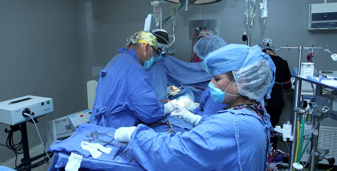 Niña fue operada a corazón abierto durante sismo en La Raza - operación-sismo-2