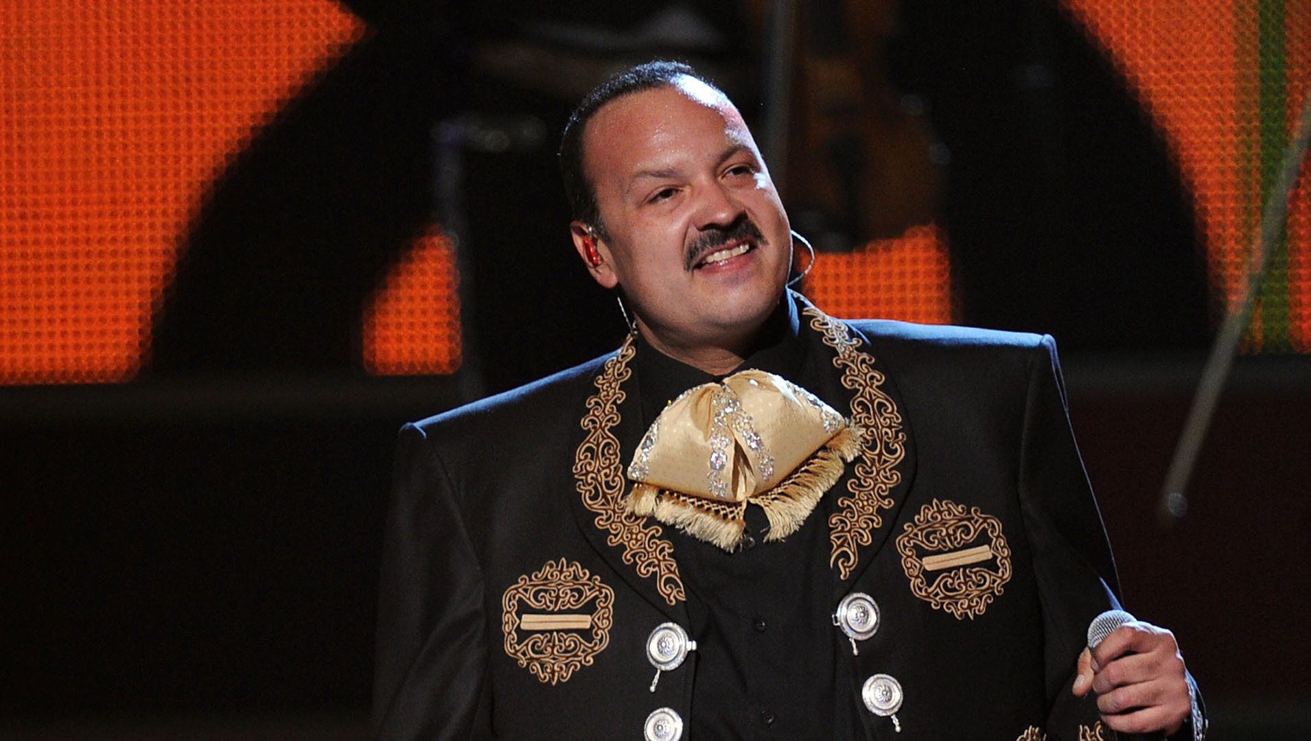 Pepe Aguilar donará entradas de concierto a afectados por sismos