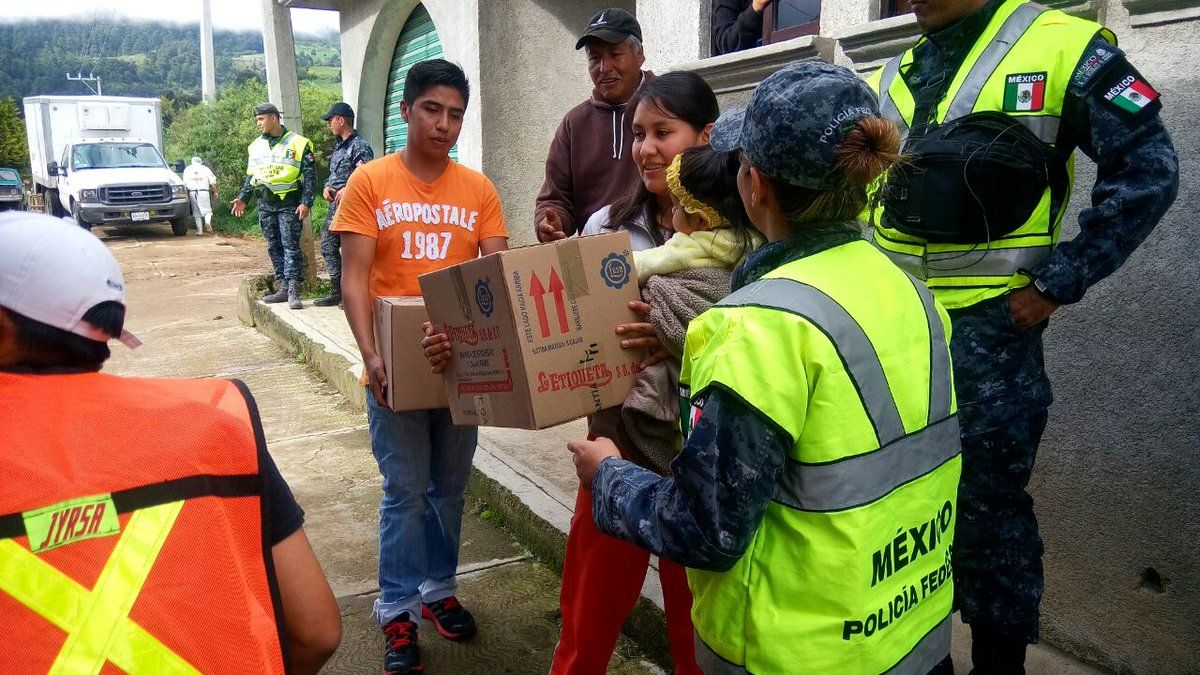 Policía Federal entrega 17 toneladas de víveres en Morelos