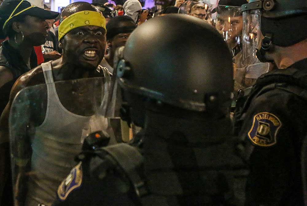 Detienen a diez tras protestas raciales en EEUU