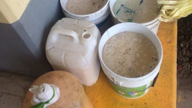 Decomisan 146 litros de pulque en cárceles de la Ciudad de México