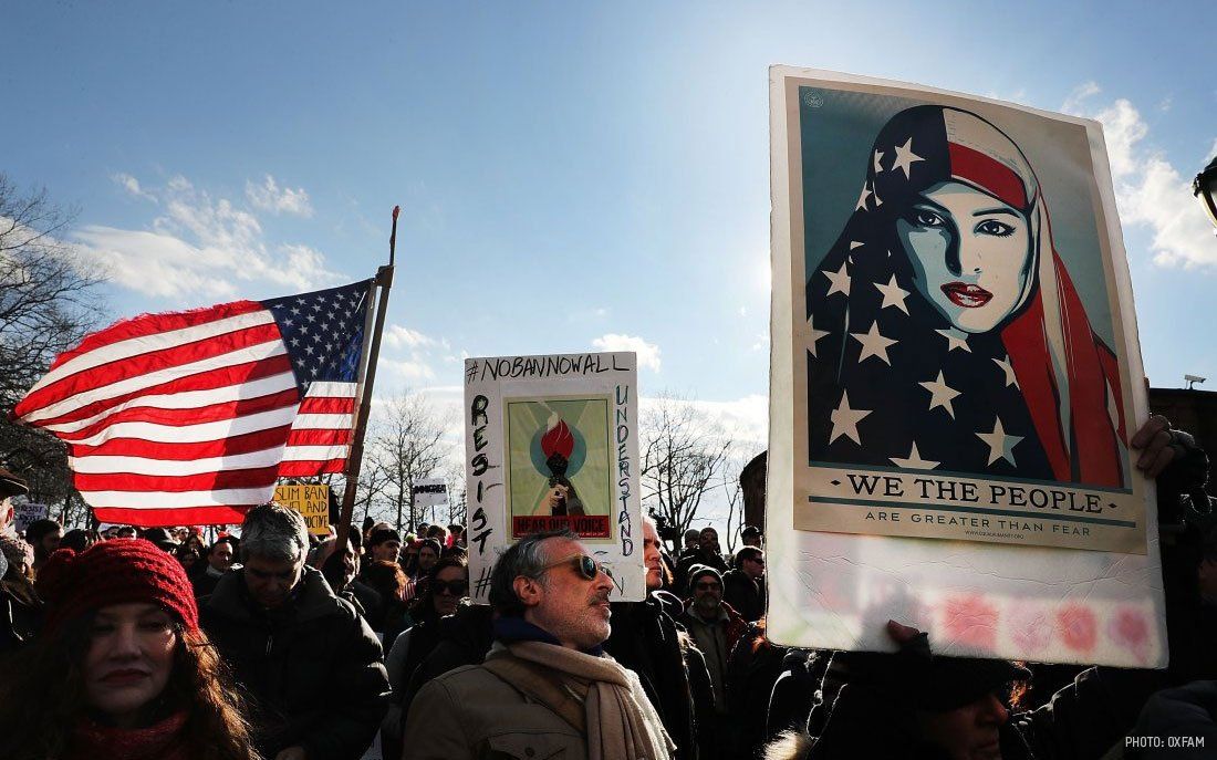 Refugiados se reúnen en casa donde Trump pasó su infancia - refugiados-eeuu