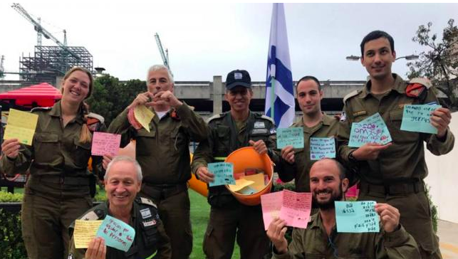 Rescatistas israelíes se despiden de México