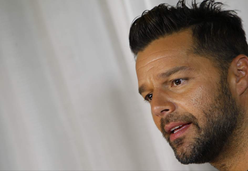 Ricky Martin busca a su hermano tras paso de María por Puerto Rico