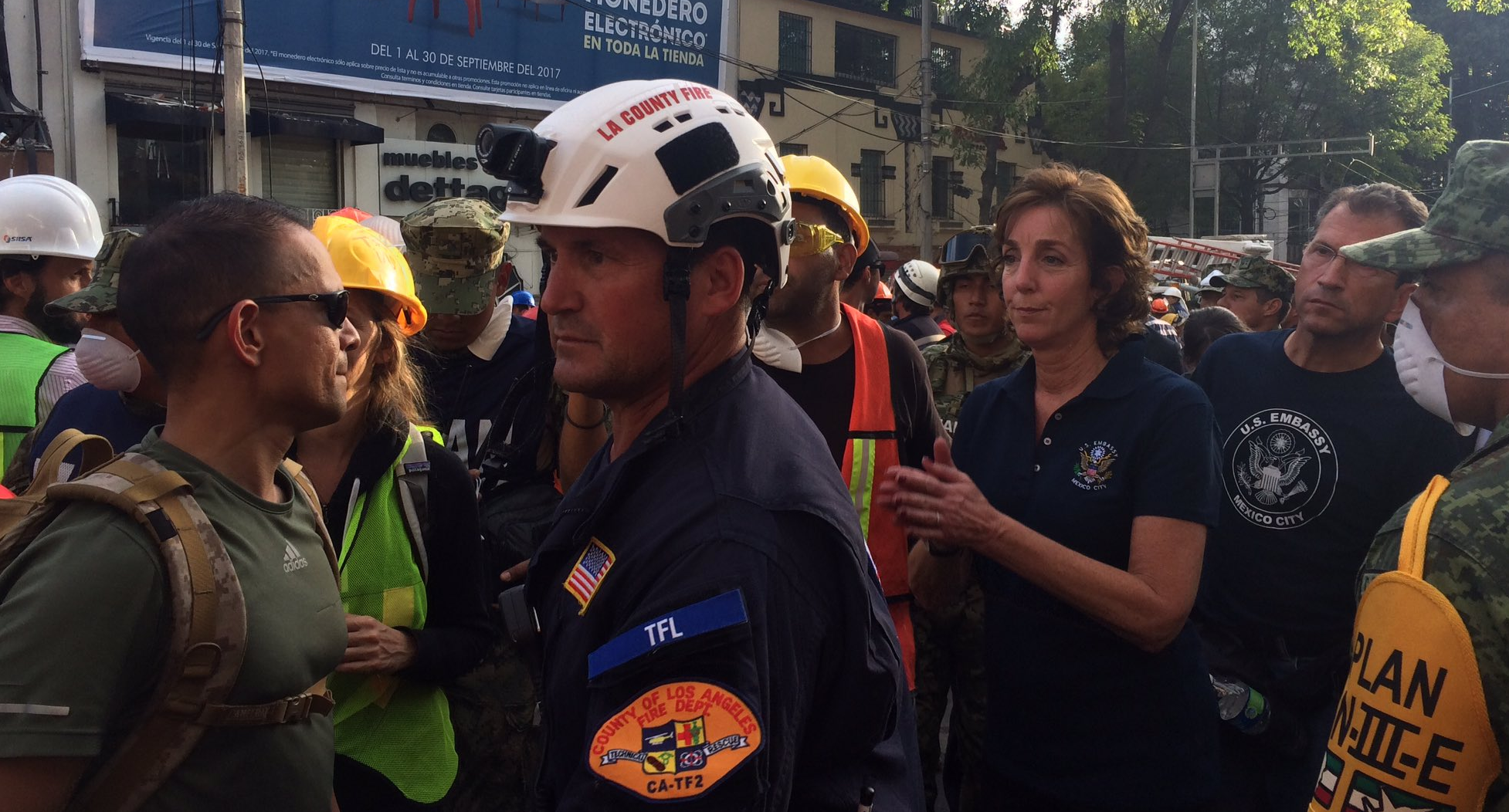 Embajadora Jacobson acude a la zona de rescate en la Roma