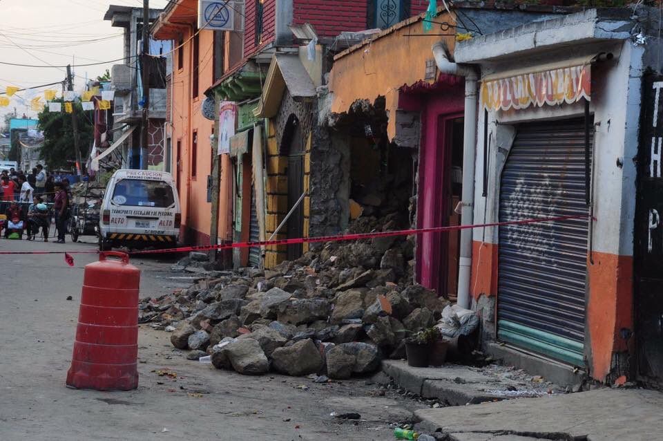 Sismo deja al menos cinco muertos y 52 edificios colapsados en Xochimilco