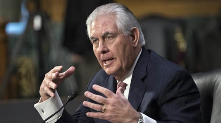 Trump sugiere que superaría a Tillerson en una prueba de inteligencia - tillerson