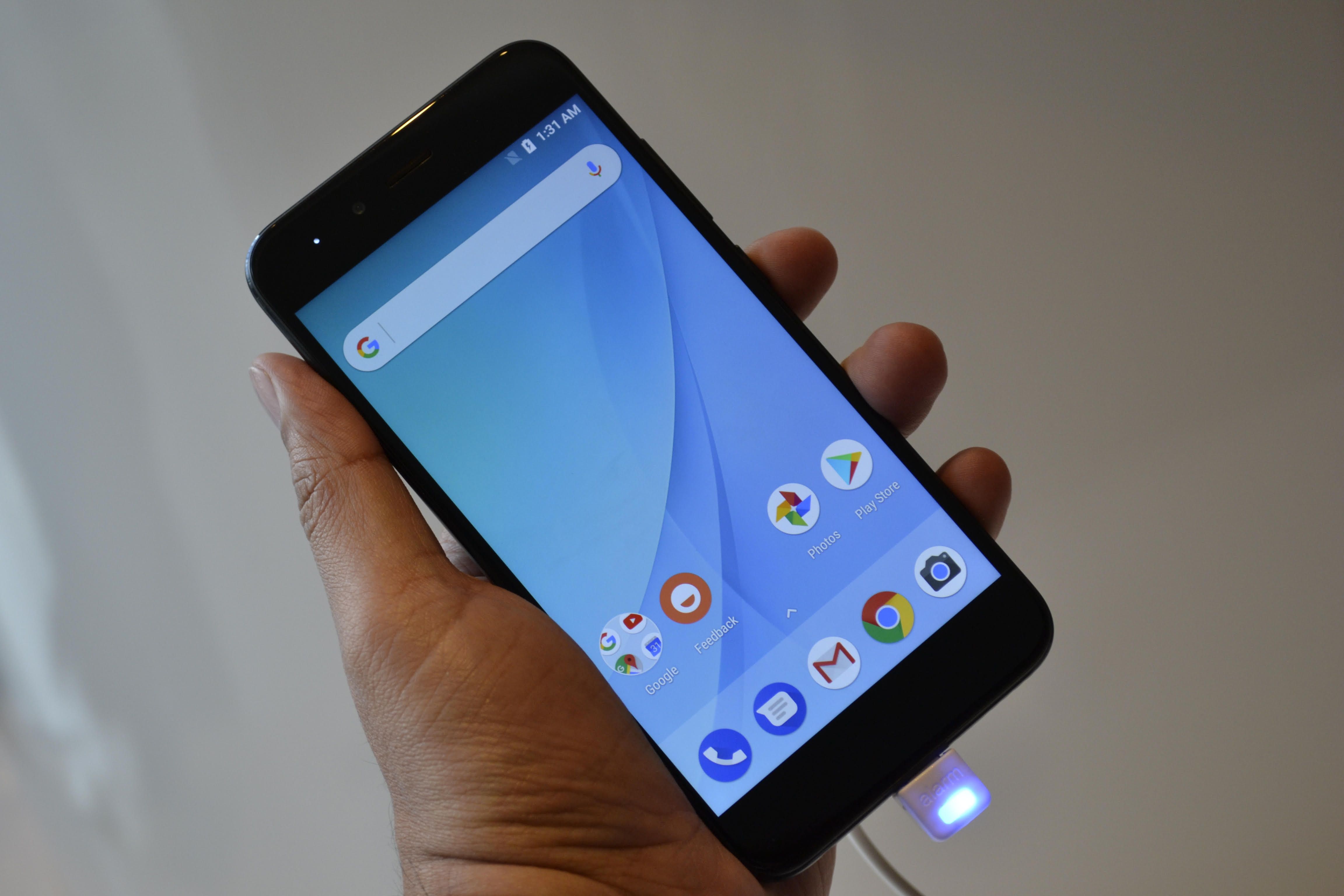 Presenta Xiaomi su nuevo teléfono que estará disponible en México - xiaomi