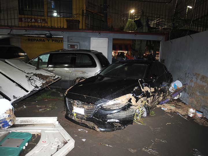 Tromba afecta a 200 viviendas en Xochimilco - xochimilco2