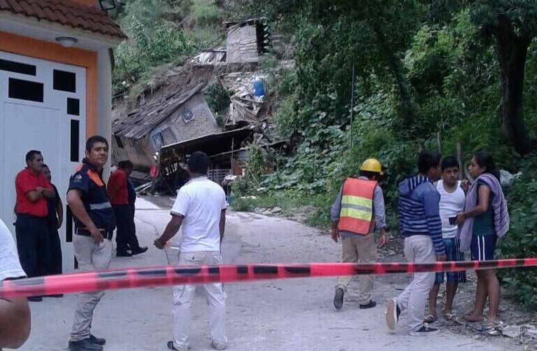 Declaran zona de desastre en 19 municipios de Guerrero tras sismo