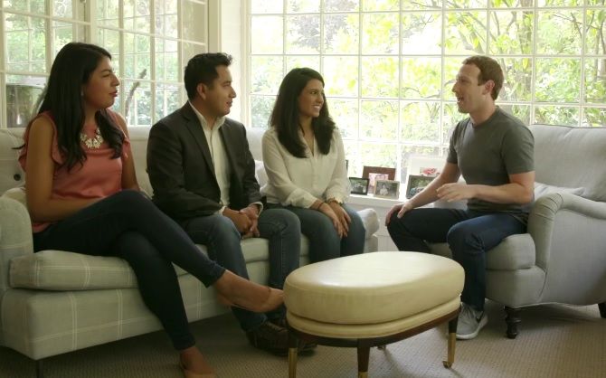 Mark Zuckerberg se reúne en su casa con dreamers - zuckerberg-dreamers