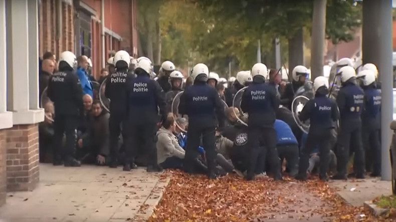 #Videos Pelea de aficionados en Bélgica deja tres heridos de gravedad