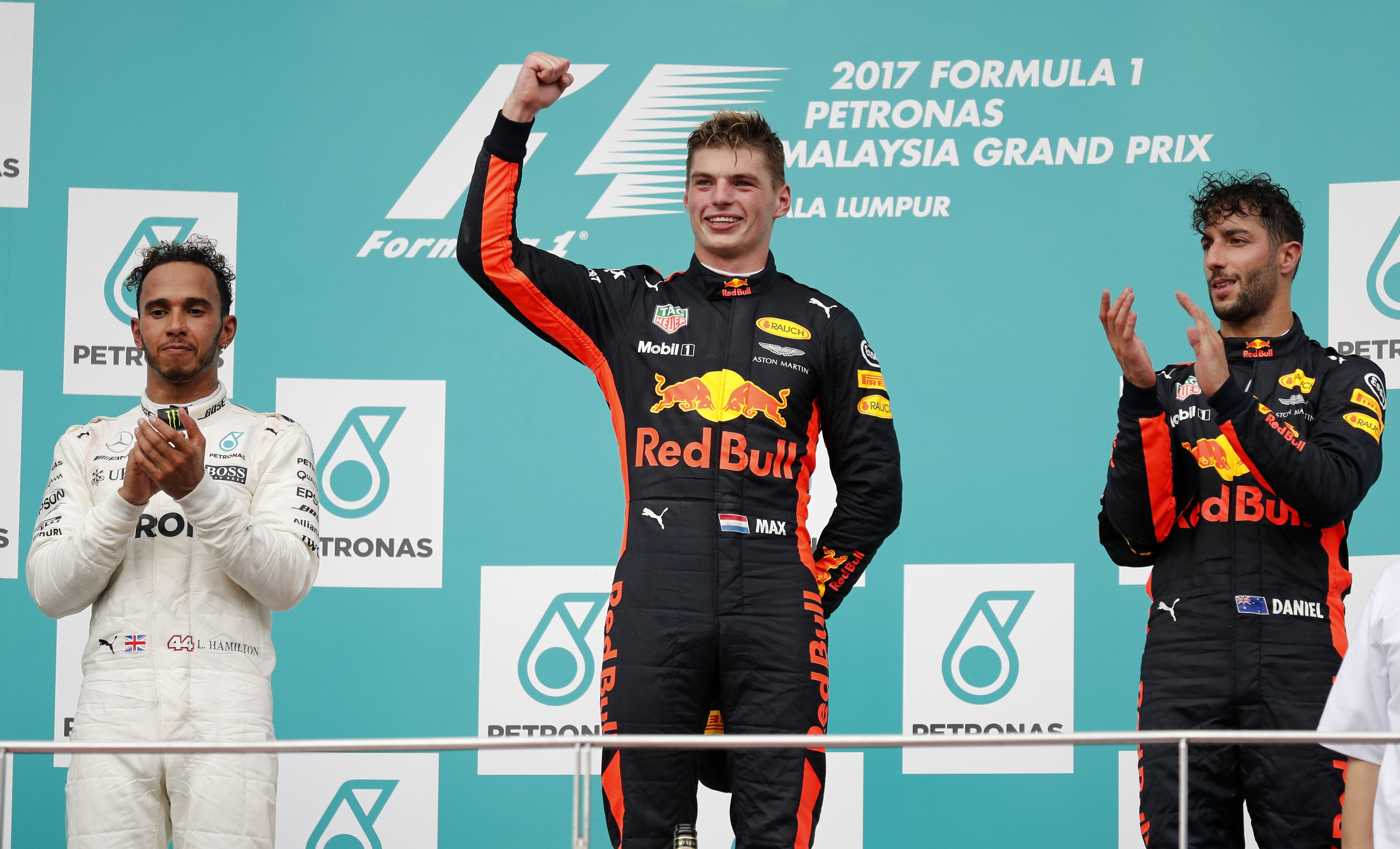 Verstappen conquista el Gran Premio de Malasia - AP17274340018445