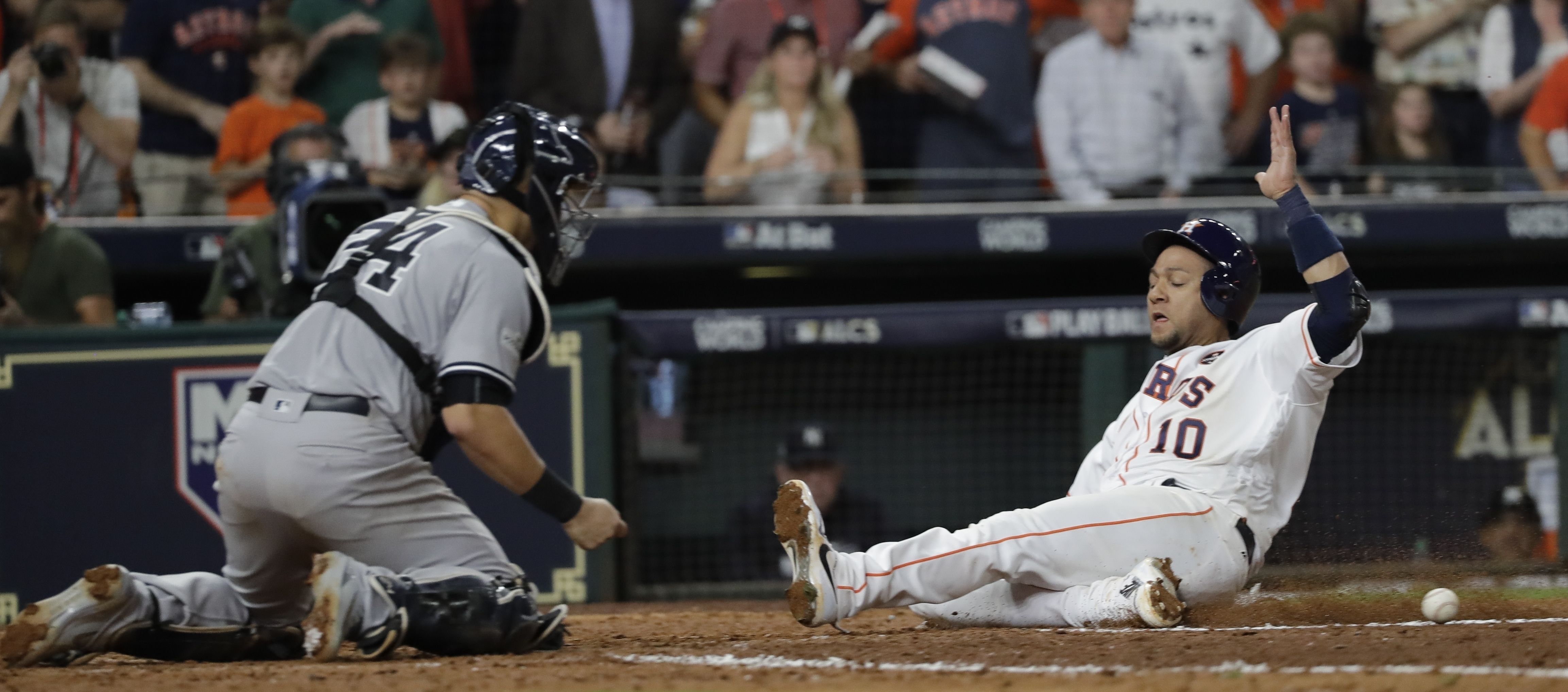 Habrá séptimo juego en la Serie de Campeonato - AP17294127199402