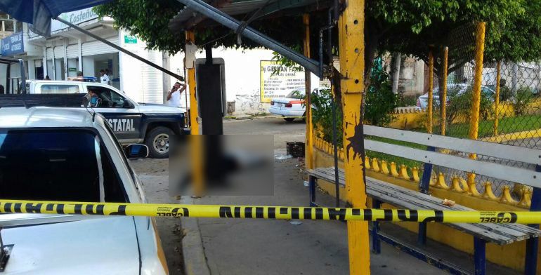Ataque armado a sitio de taxis deja tres muertos y un herido en Acapulco