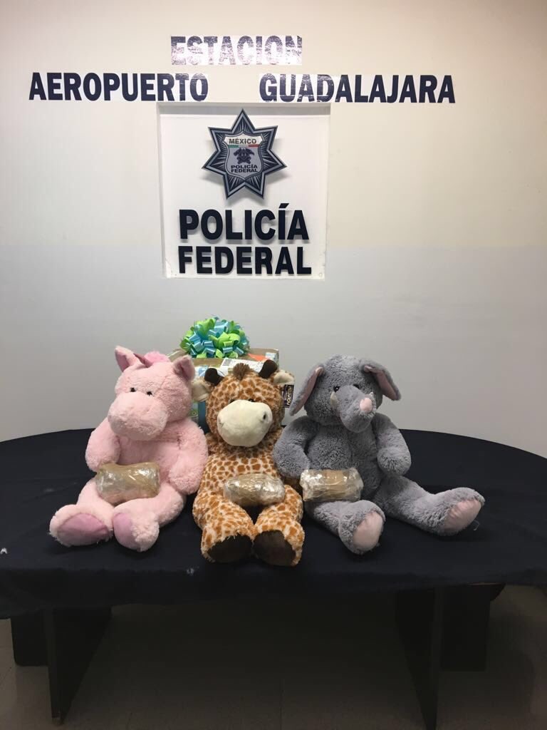 Decomisan mariguana en aeropuerto de Guadalajara
