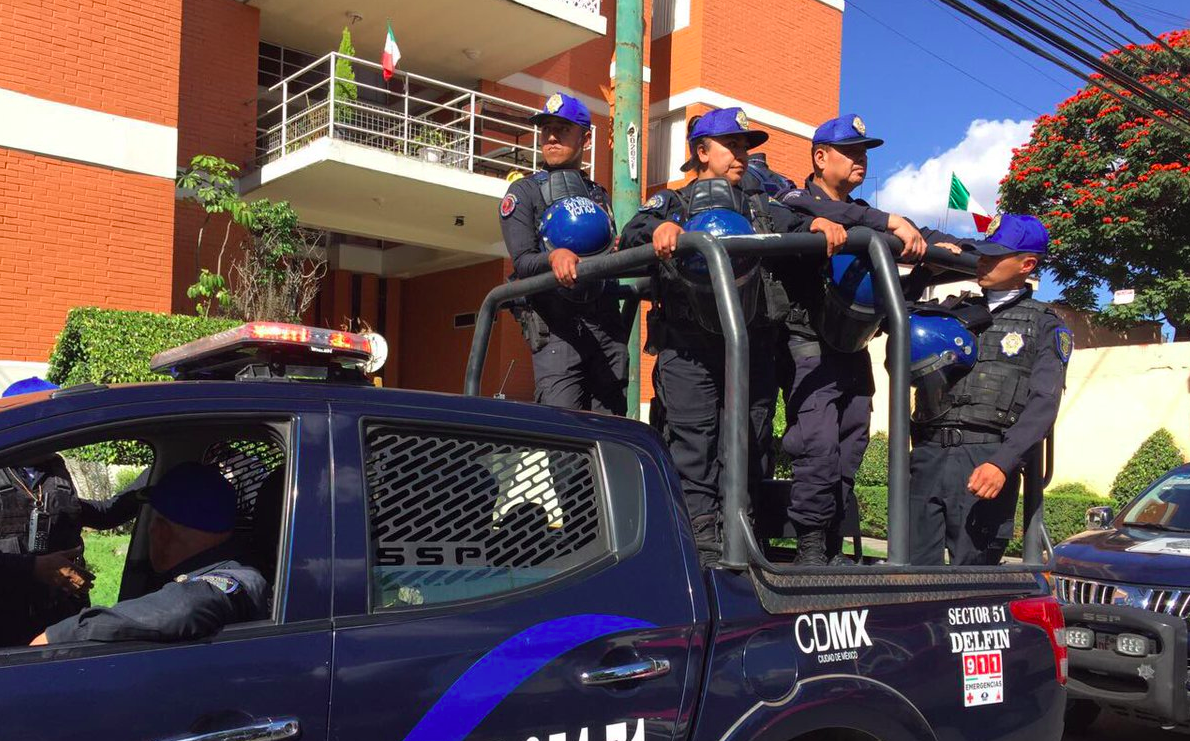 Investigan agresión contra policías de la Ciudad de México en Tlalnepantla