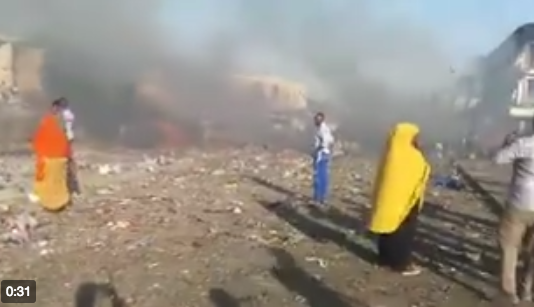 Ataque con camión bomba deja al menos 20 muertos en Somalia