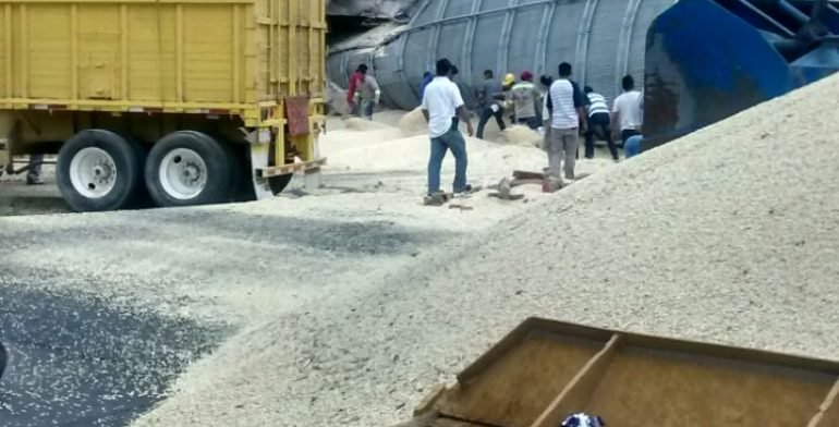 Caída de silo en Veracruz deja tres muertos